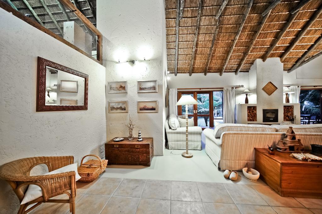 50 On Shepherd Boutique Guest House Sandton Eksteriør billede
