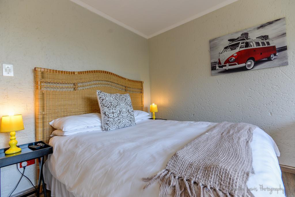 50 On Shepherd Boutique Guest House Sandton Eksteriør billede