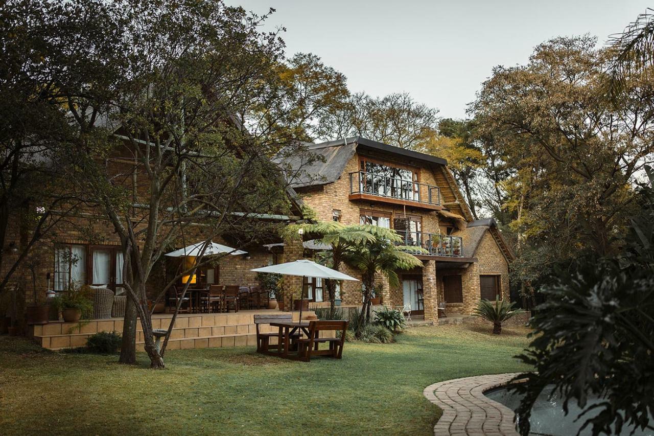 50 On Shepherd Boutique Guest House Sandton Eksteriør billede
